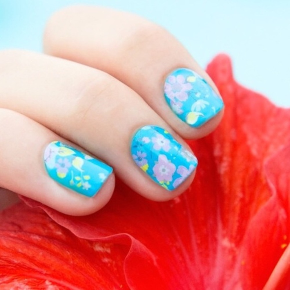 JAMBERRY September Hostess Exclusive Nail Wraps